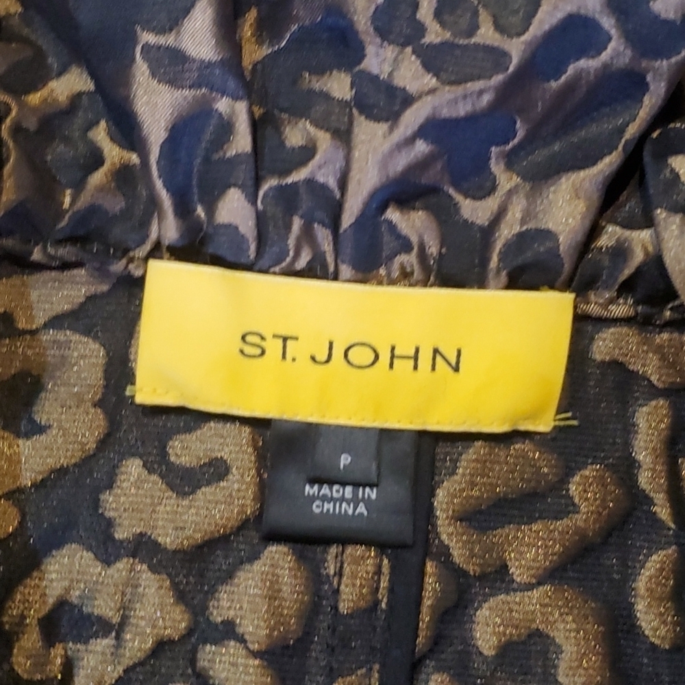 ST. JOHN* Jacket - Picture 9 of 11
